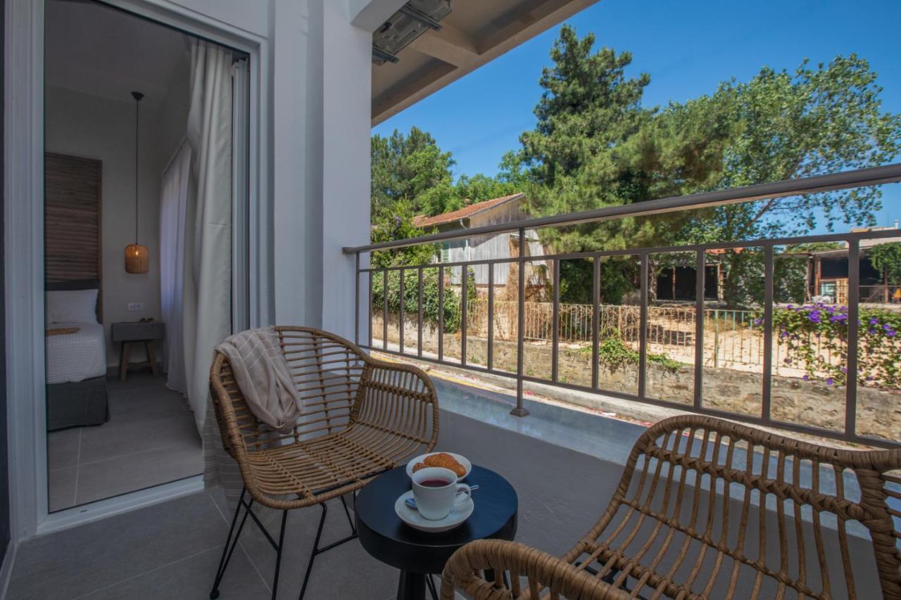 Anemelia Luxury Apartments Argostoli  Bagian luar foto