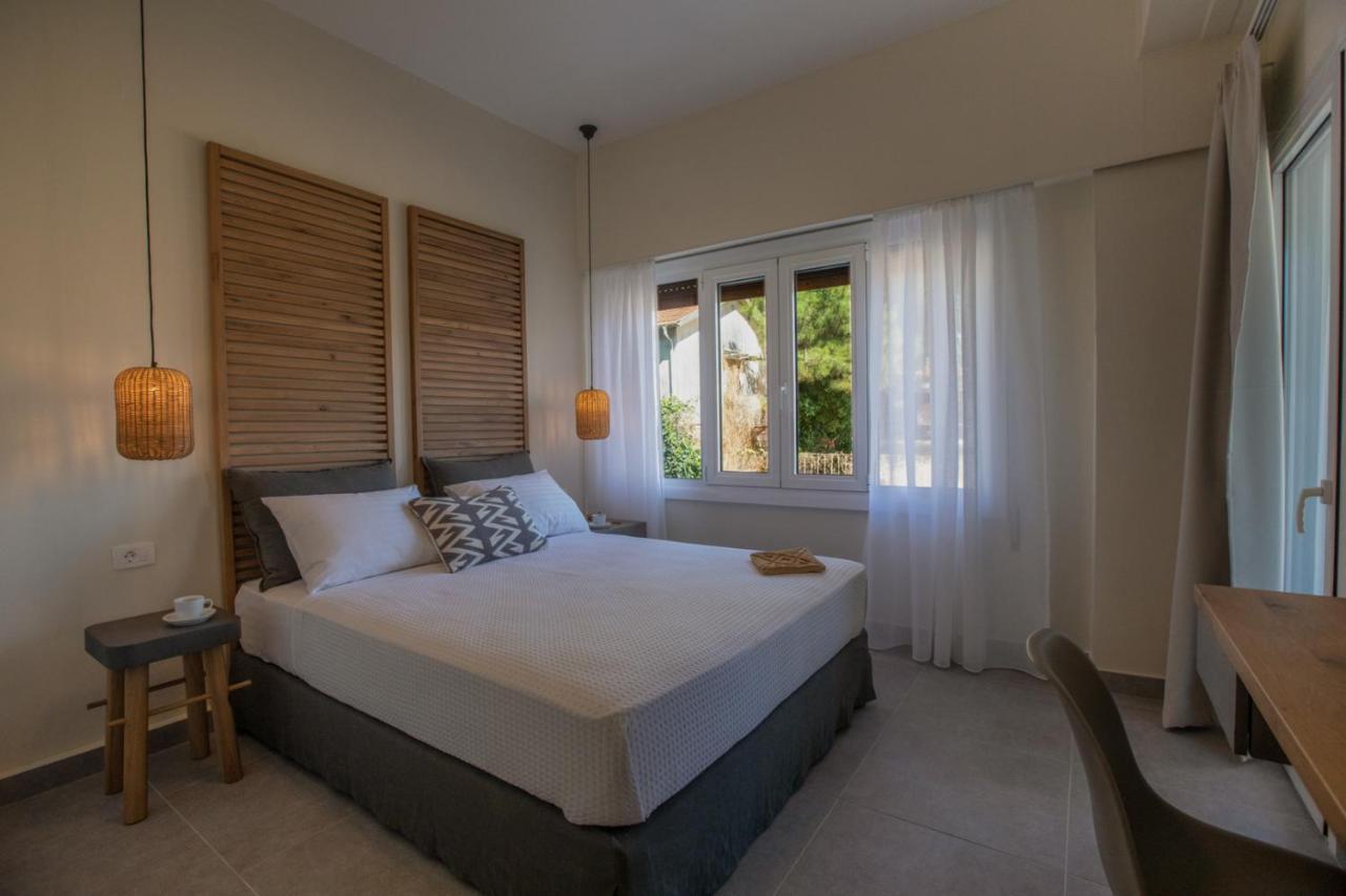 Anemelia Luxury Apartments Argostoli  Bagian luar foto